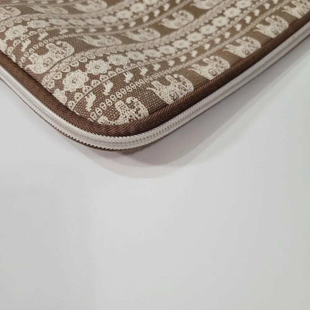 Kamor elephant laptop sleeve